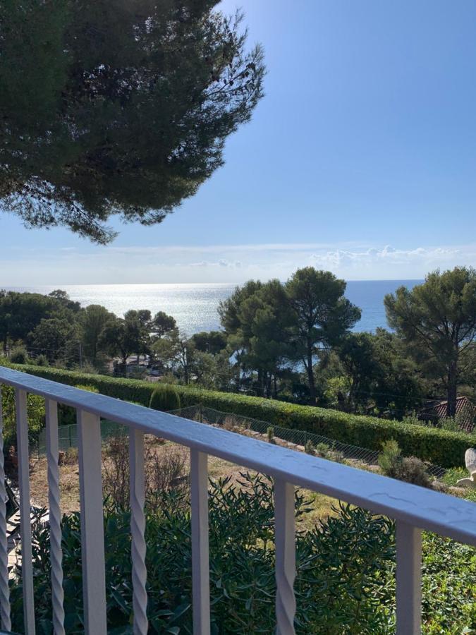 Studio Vue Mer /Parking Privatif Saint-Raphaël Esterno foto